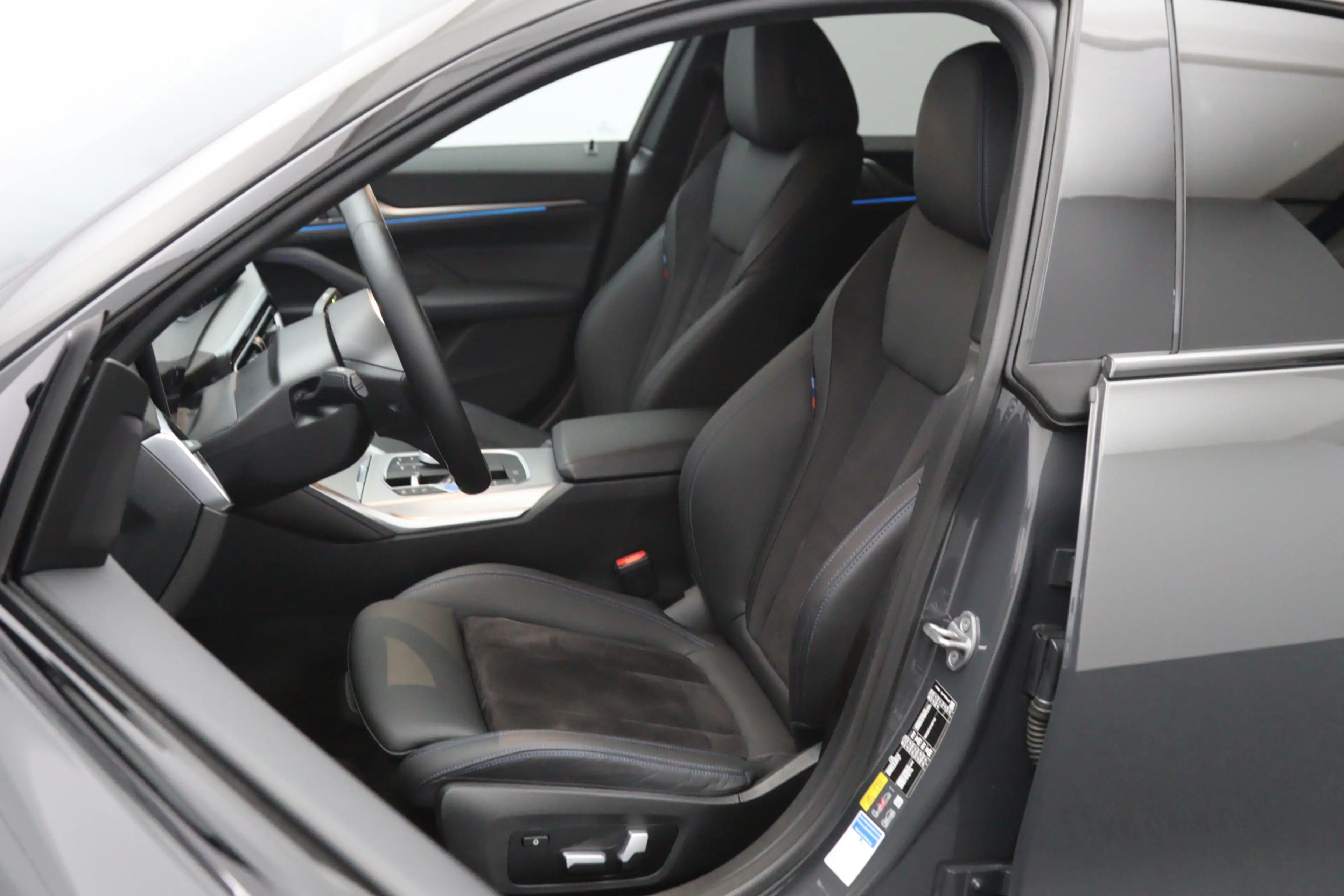 BMW i4 M50 High Executive 84 kWh 544 PK, SOH 96 %, M-Spor — photo 14