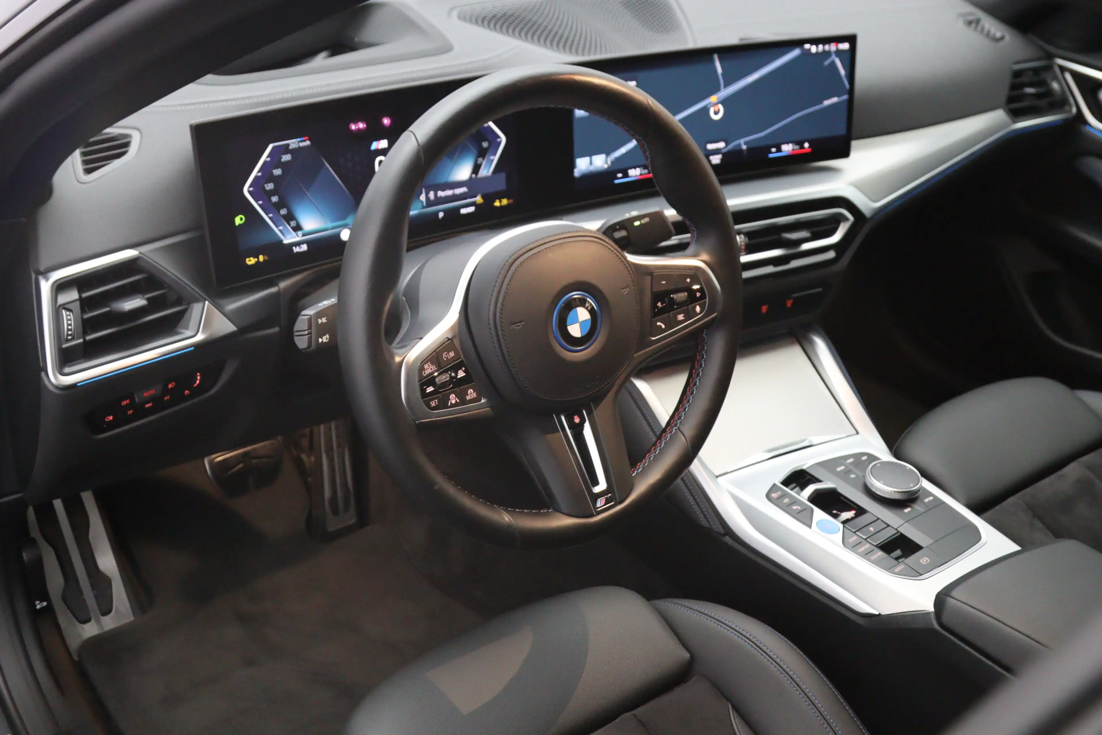 BMW i4 M50 High Executive 84 kWh 544 PK, SOH 96 %, M-Spor — photo 30
