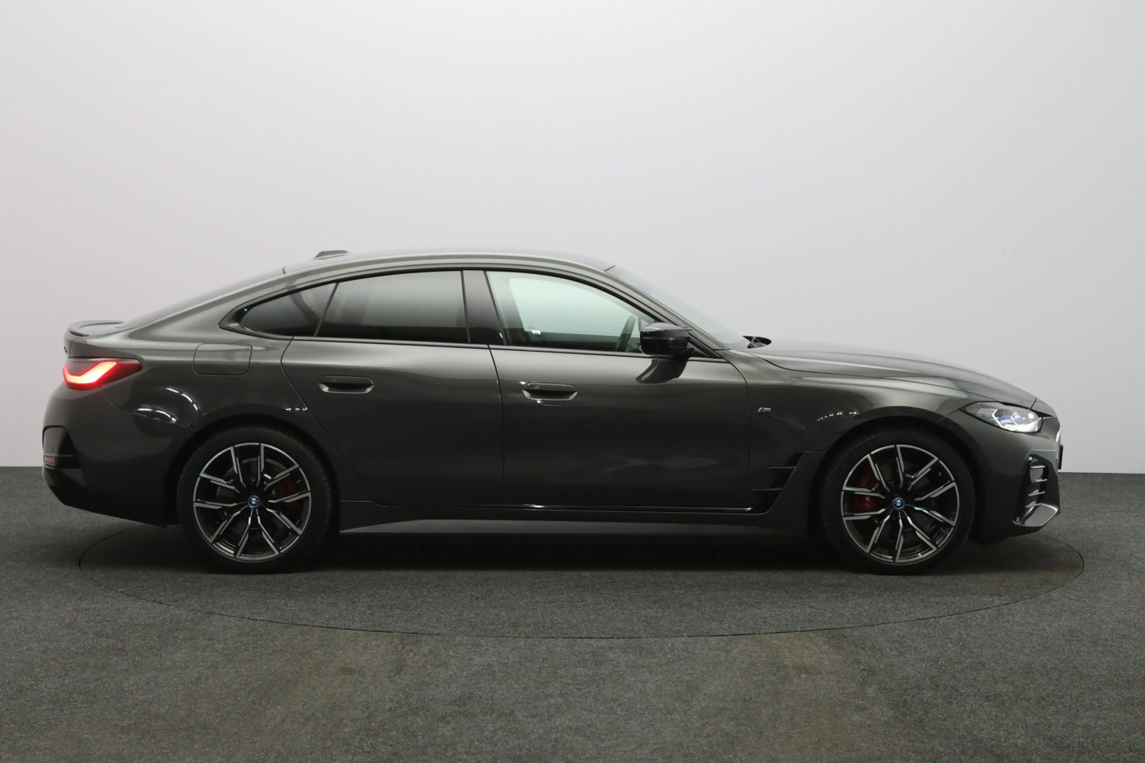 BMW i4 M50 High Executive 84 kWh 544 PK, SOH 96 %, M-Spor — photo 13