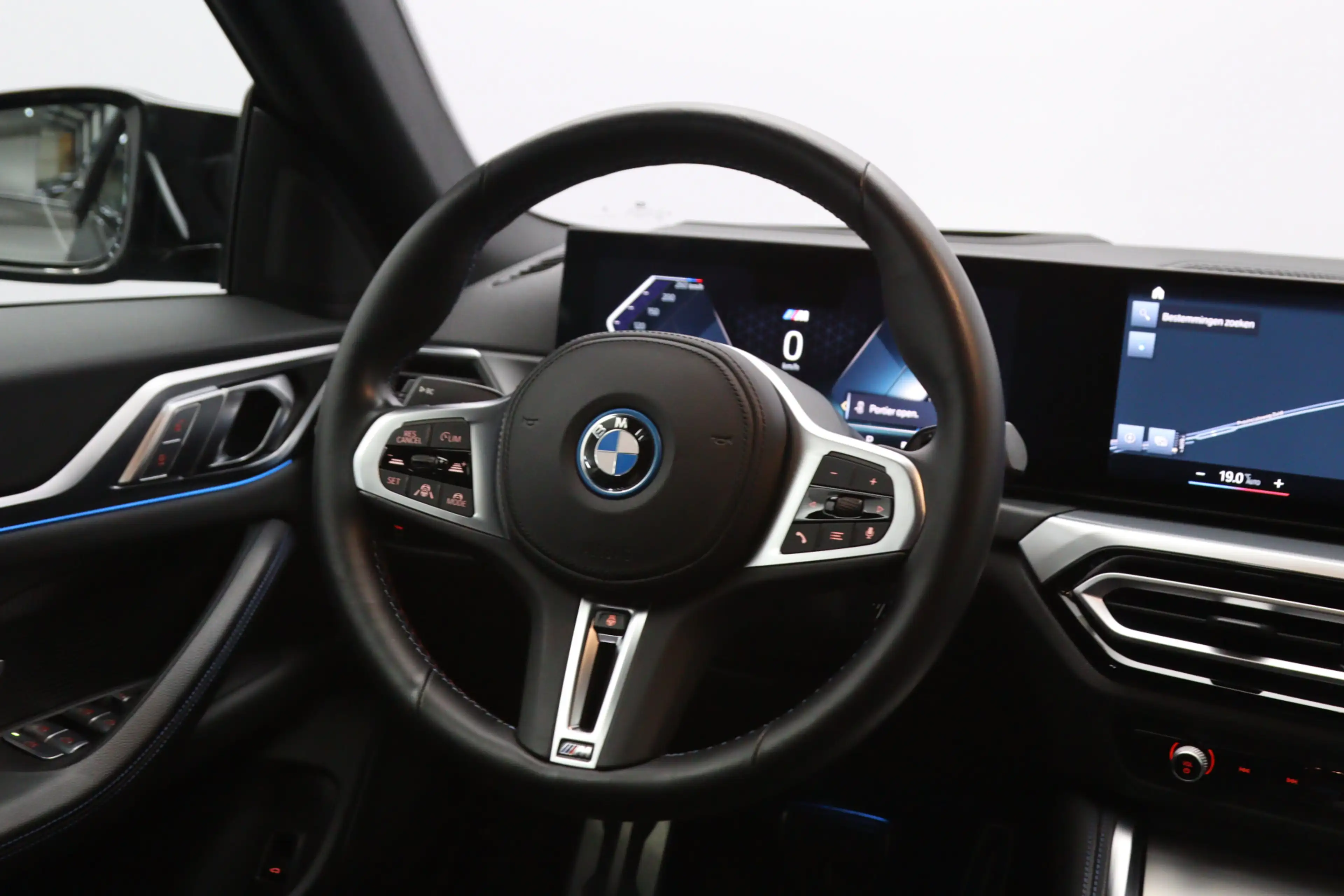 BMW i4 M50 High Executive 84 kWh 544 PK, SOH 96 %, M-Spor — photo 9