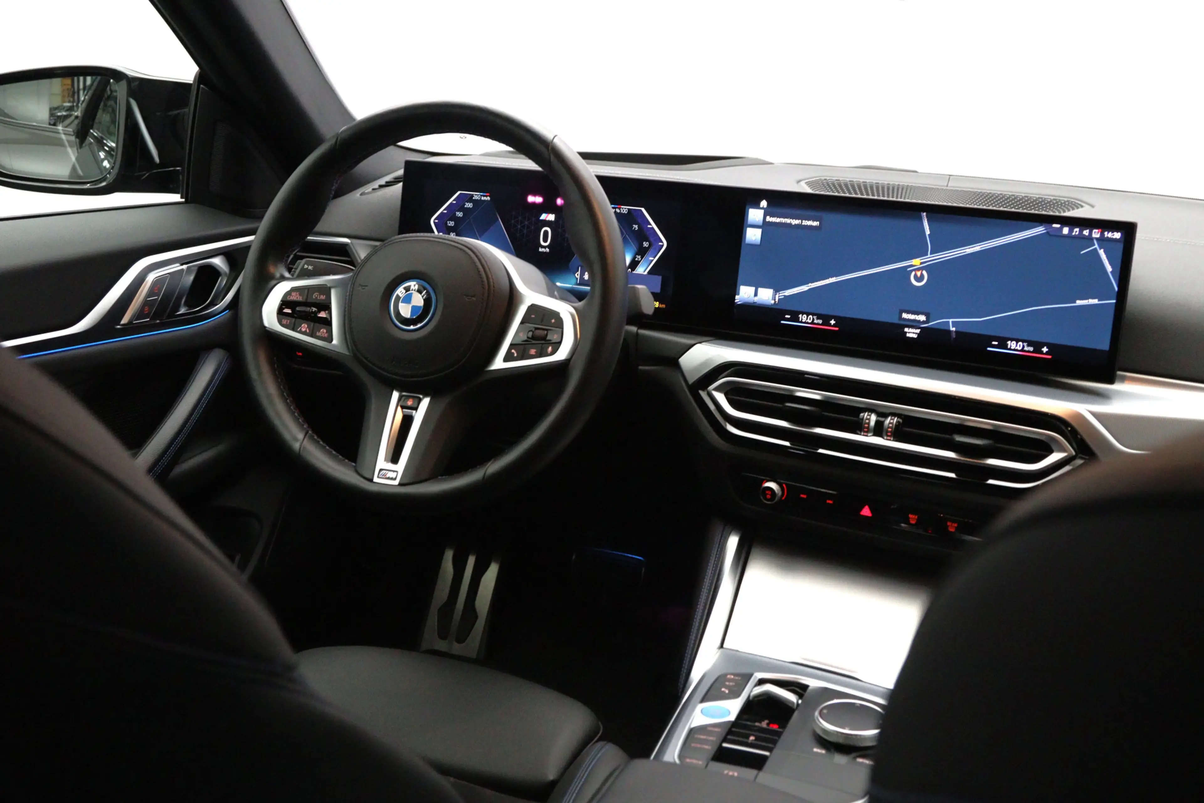 BMW i4 M50 High Executive 84 kWh 544 PK, SOH 96 %, M-Spor — photo 3