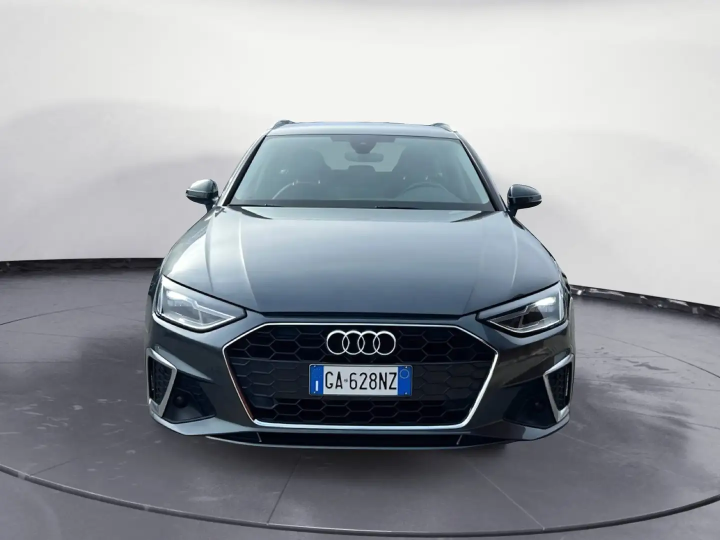 Audi A4 A4 Avant 35 TDI 163 CV S tronic S line edition Grigio - 2