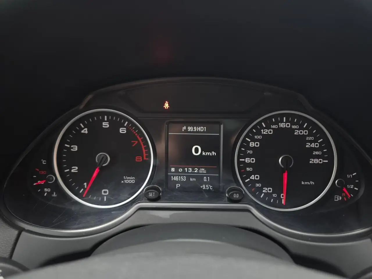 Audi Q5 снимка Audi Q5