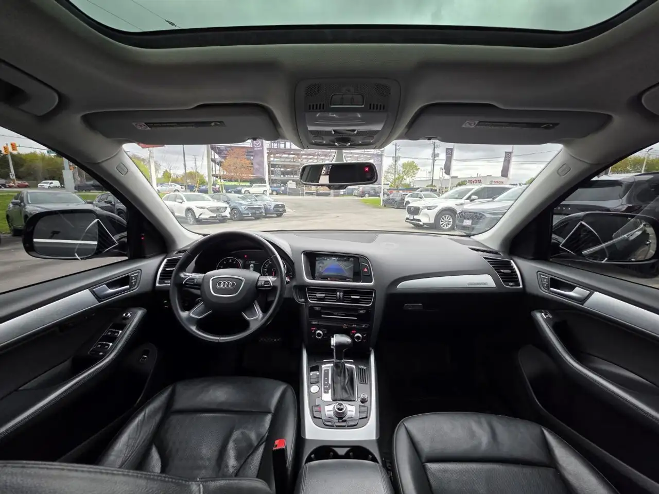 Audi Q5 снимка Audi Q5
