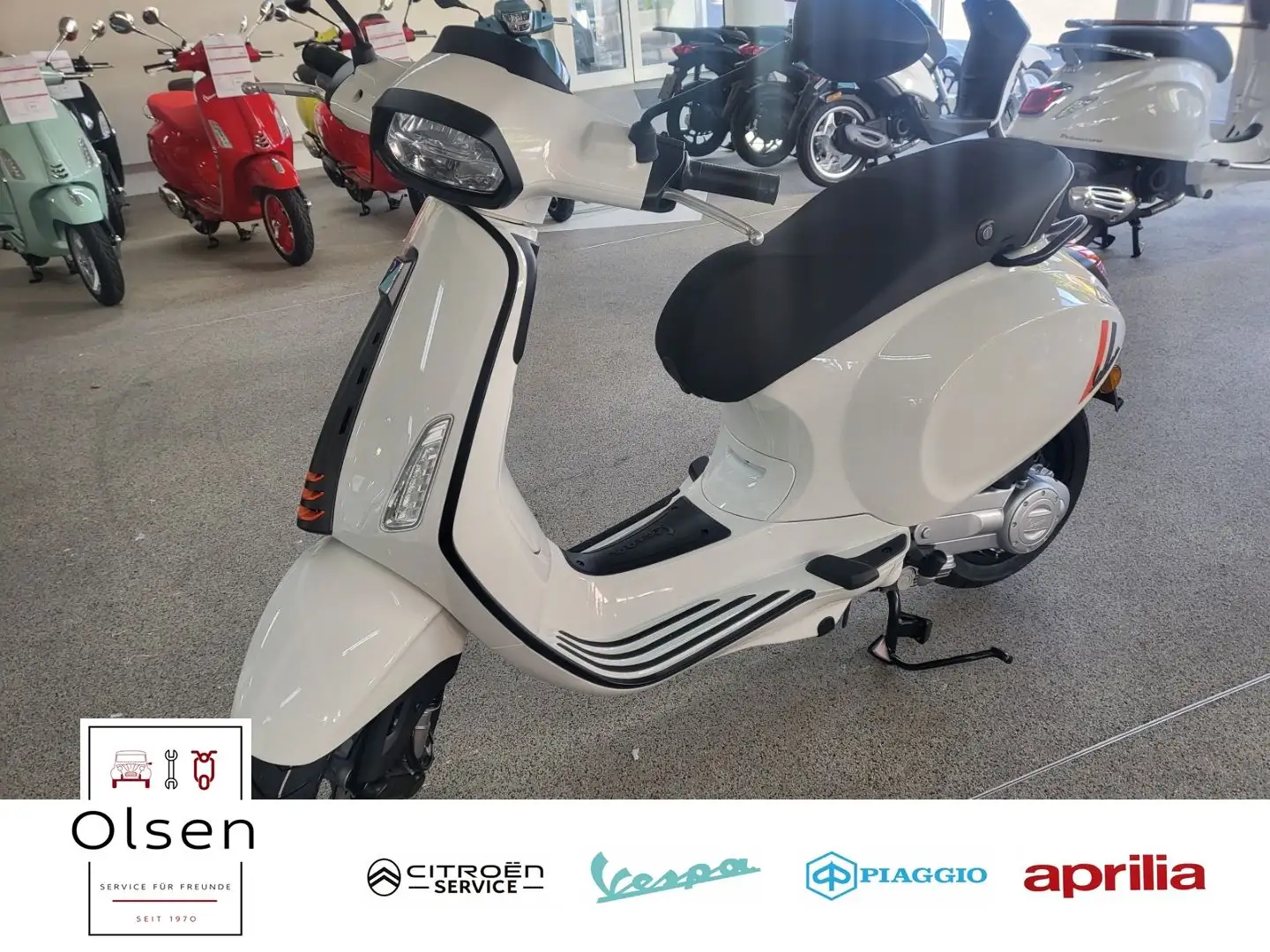 Vespa Sprint 50 S E5 + Bianco Innocent & Rot Wit - 1