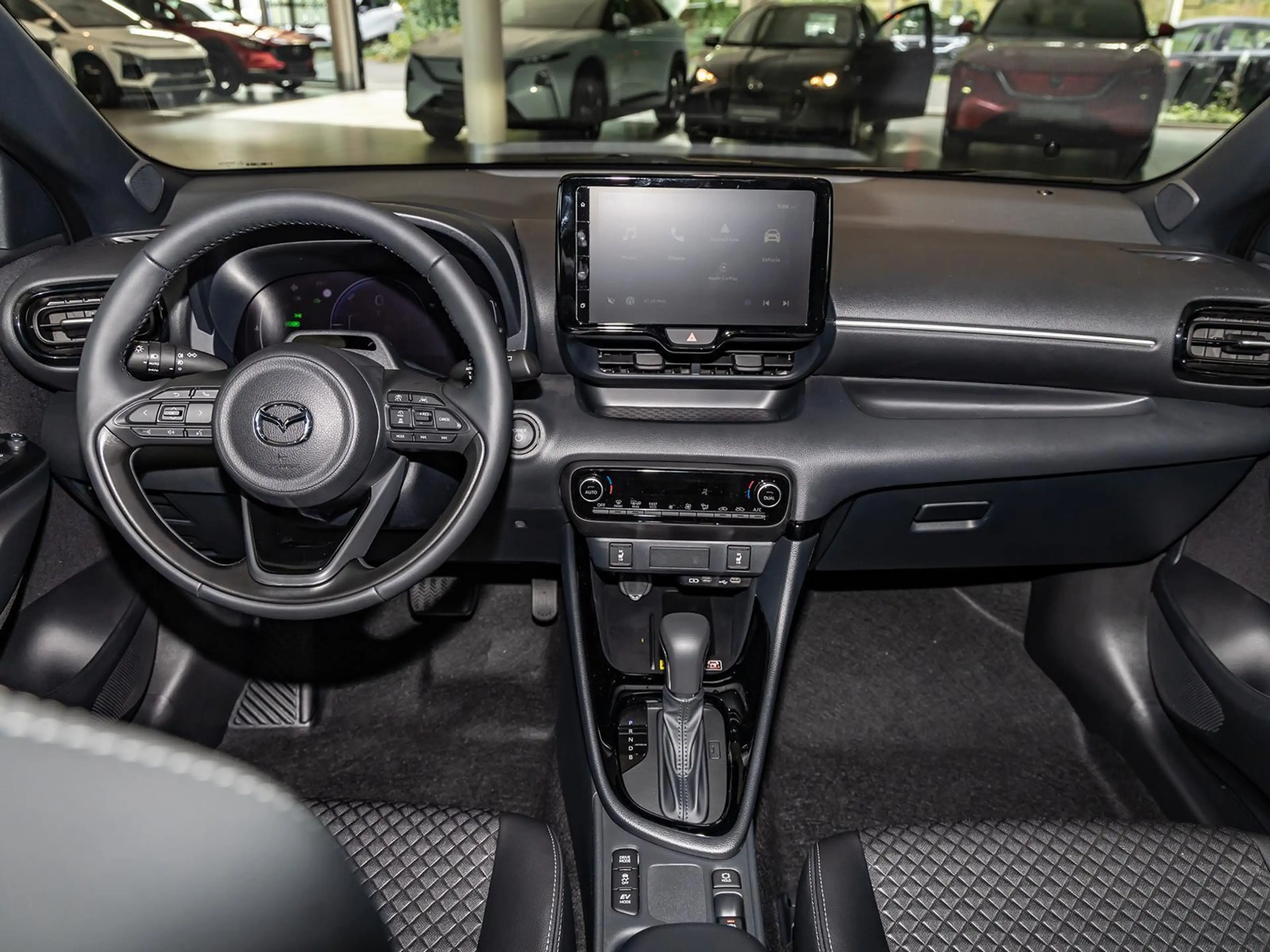 Mazda 2 Hybrid 116 CVT Homura NAVI SHZ PDC BT — photo 11