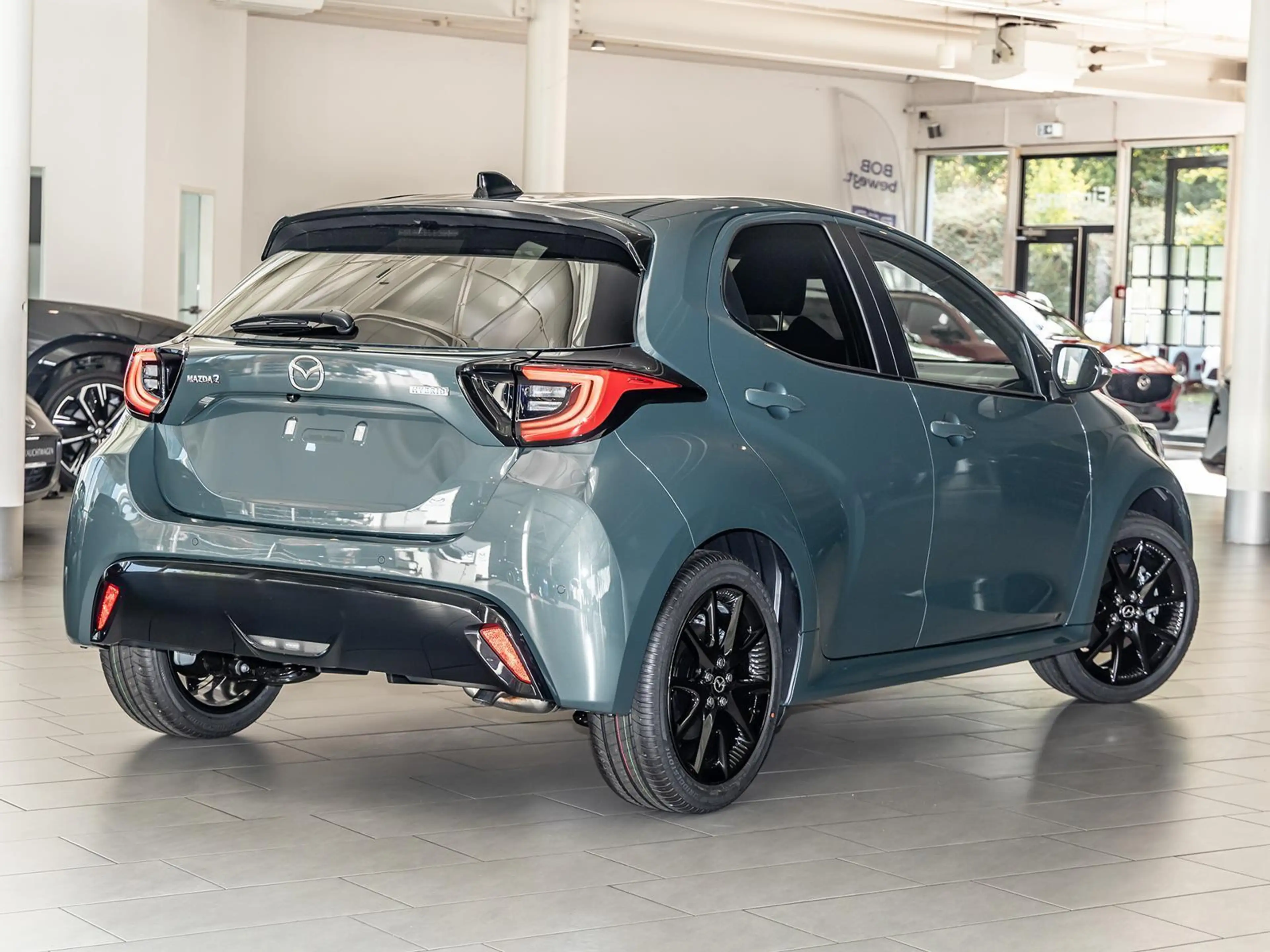 Mazda 2 Hybrid 116 CVT Homura NAVI SHZ PDC BT — photo 2
