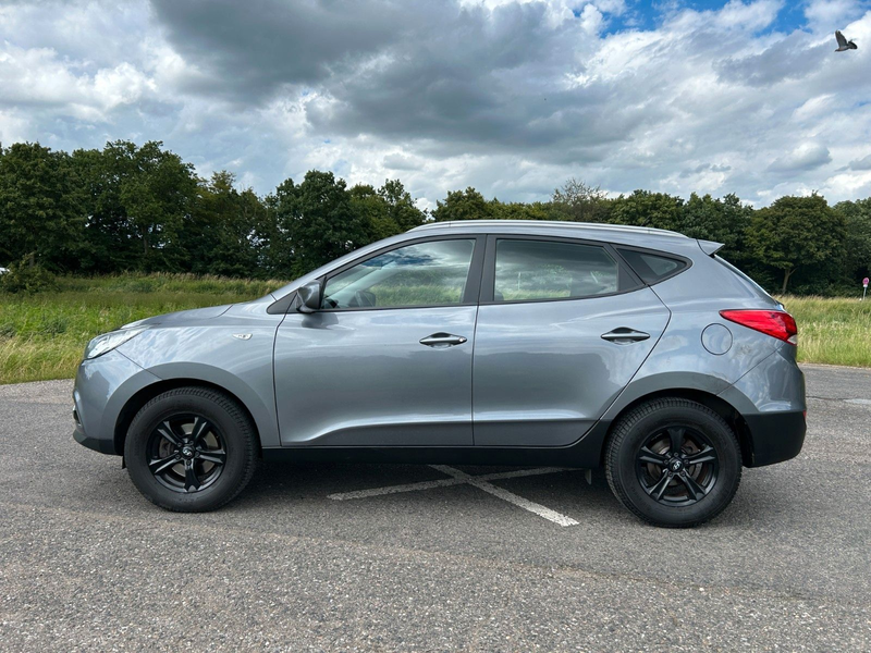 Hyundai iX35 5-Star Edition 1.6 2WD Klima Radio — photo 2