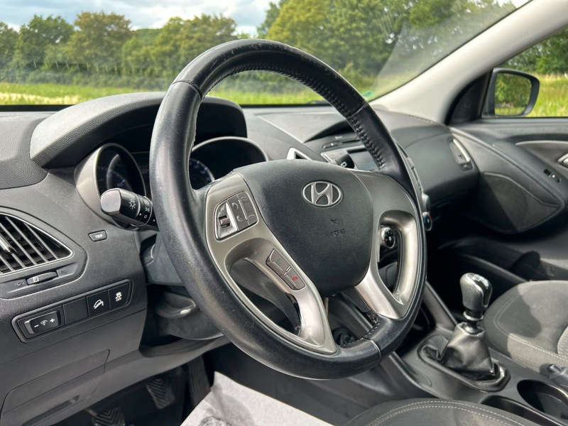 Hyundai iX35 5-Star Edition 1.6 2WD Klima Radio — photo 14