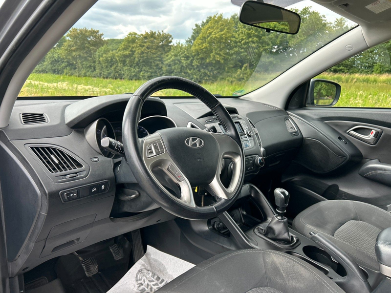 Hyundai iX35 5-Star Edition 1.6 2WD Klima Radio — photo 11