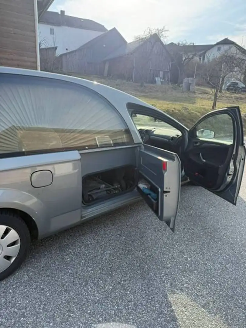 Ford Mondeo Mondeo Traveller Titanium 2,0 TDCi DPF Titanium Grau - 2