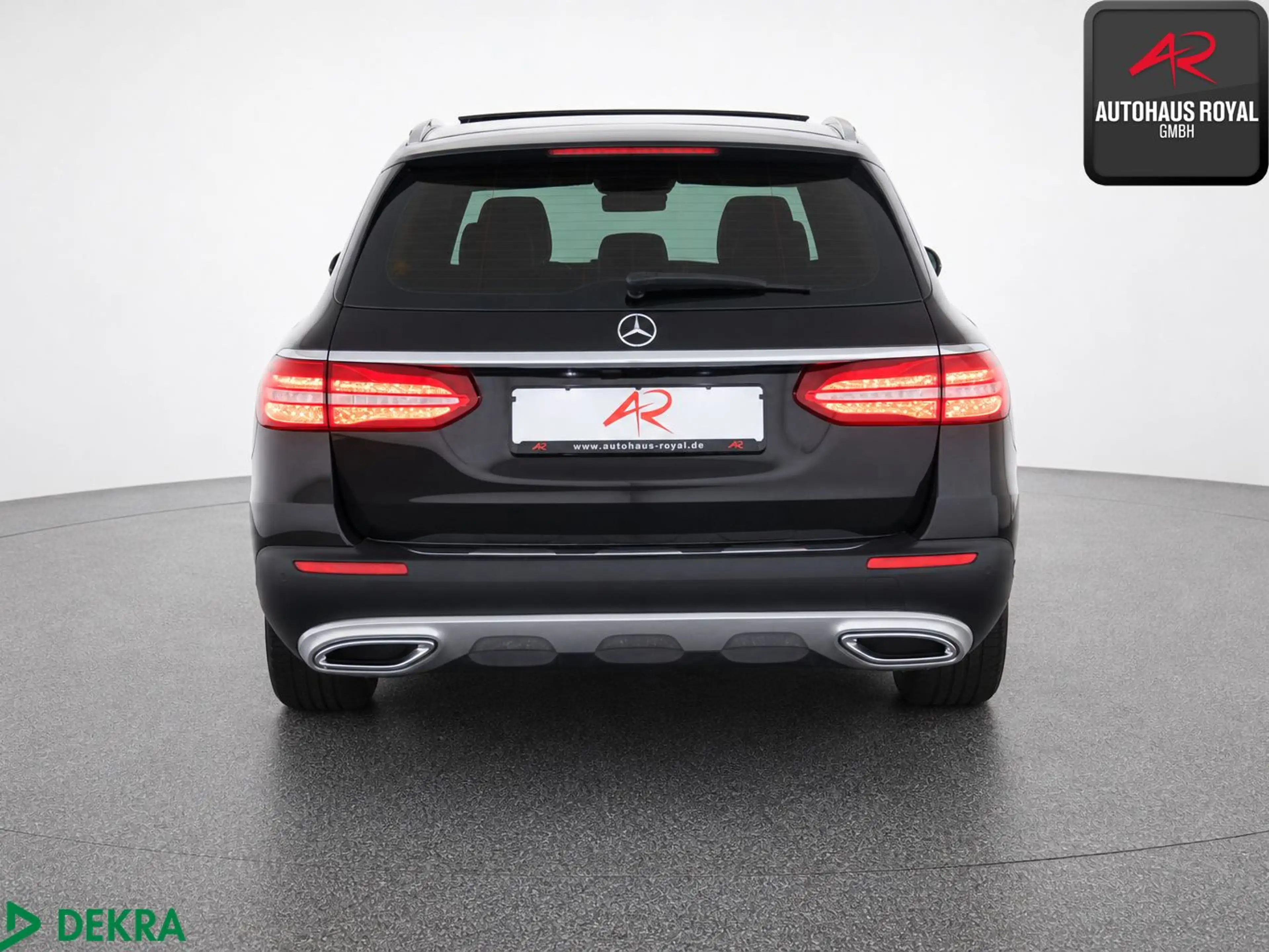 Mercedes-Benz E 400 d T 4M ALL-TERRAIN MULTIBEAM,360°,DISTRO — photo 4
