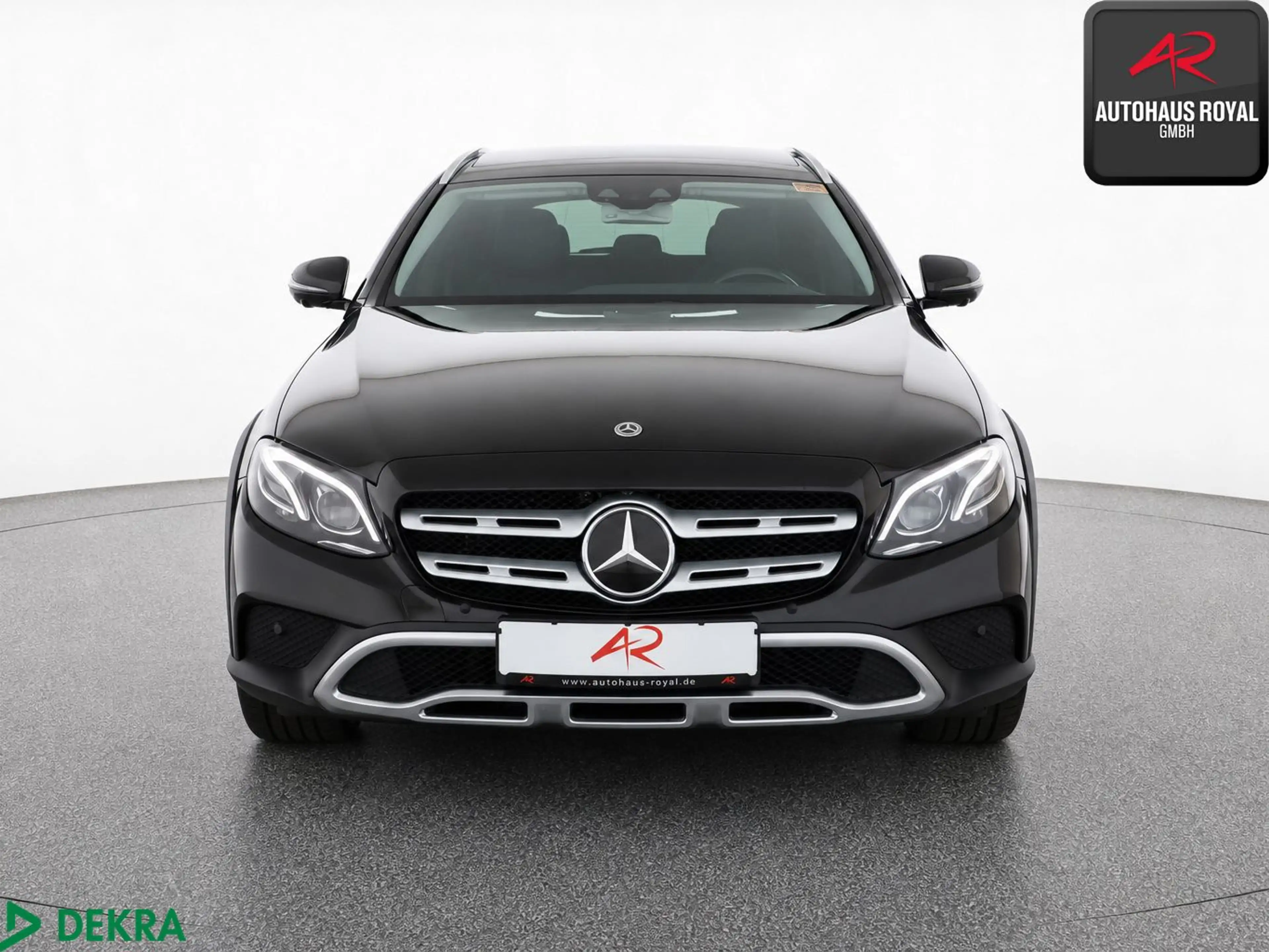 Mercedes-Benz E 400 d T 4M ALL-TERRAIN MULTIBEAM,360°,DISTRO — photo 8