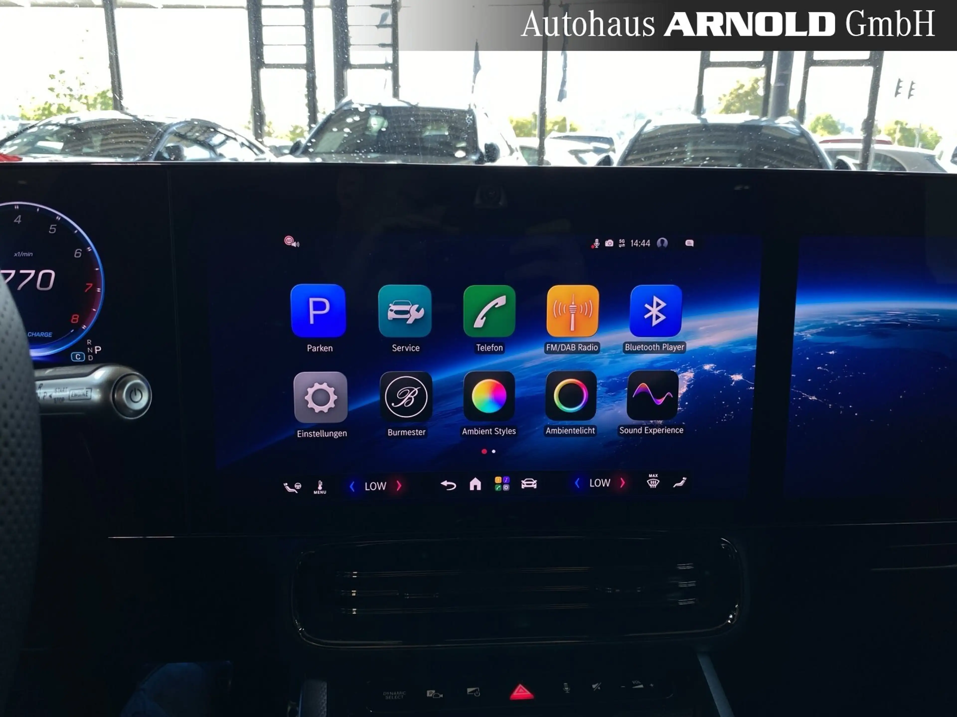 Mercedes-Benz CLA 220 CLA 220 4M AMG Line Pano HUD SUPERSCREEN MULTIB — photo 12
