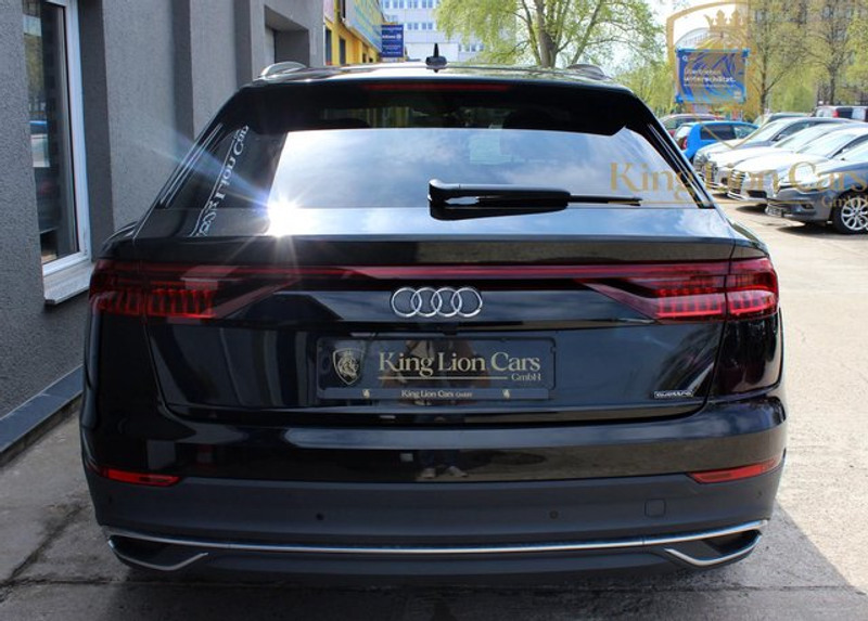 Audi Q8 50 TDI S LINE 21Z PANO+AHK+LUFTDER+ACC+MEMORY — photo 7