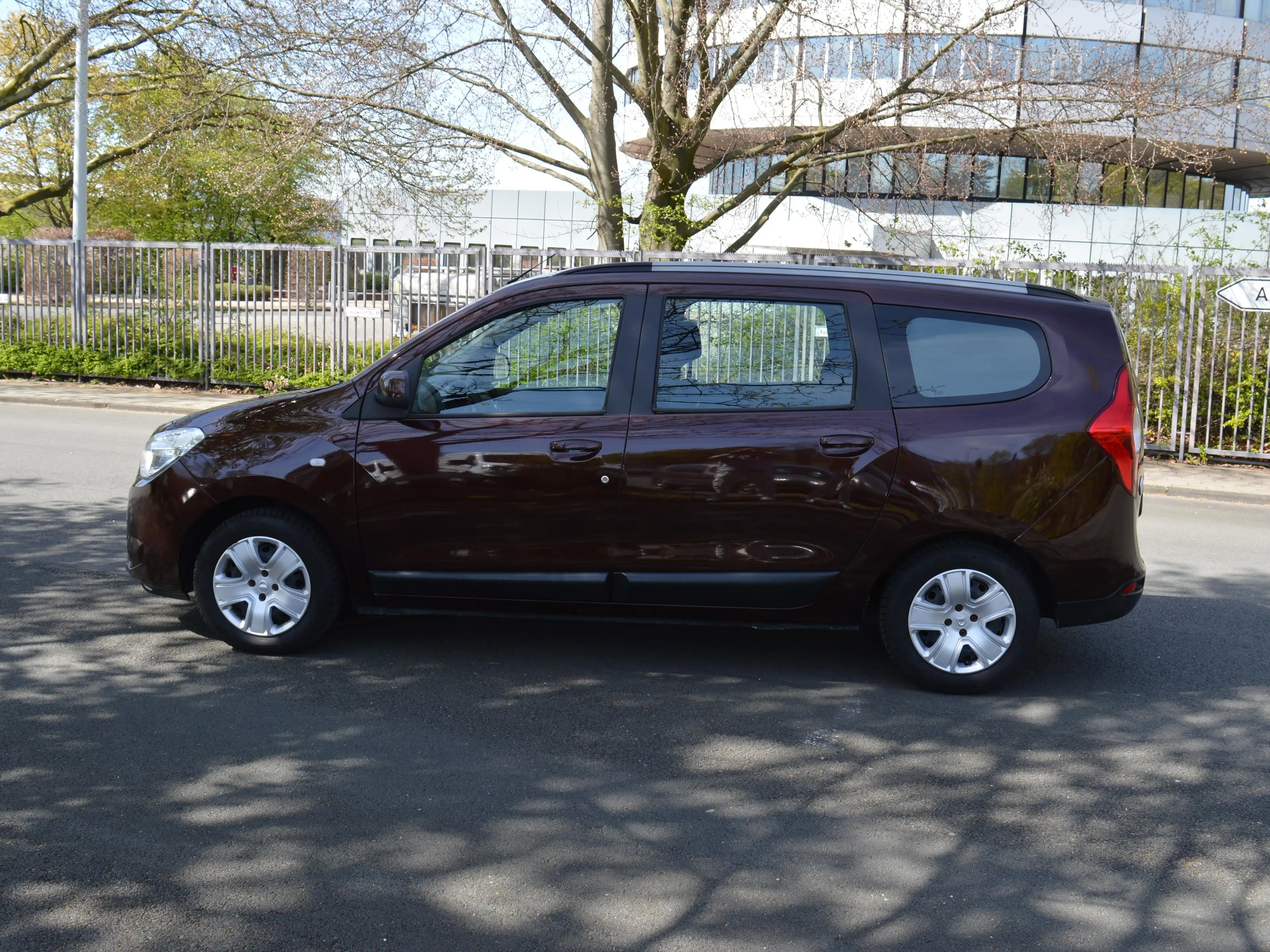 Dacia Lodgy Laureate*LPG Autogas*Tempomat* — photo 3