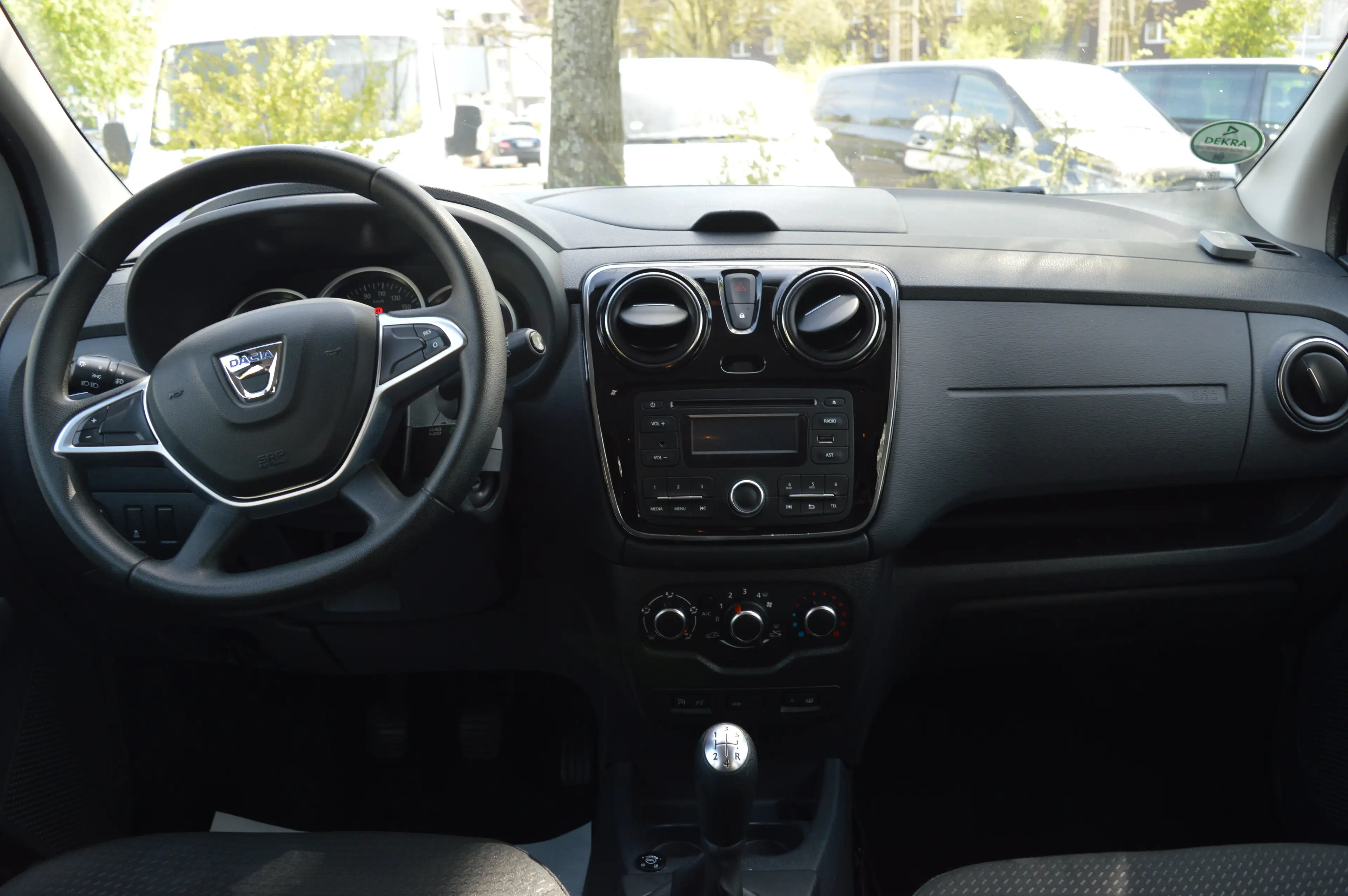 Dacia Lodgy Laureate*LPG Autogas*Tempomat* — photo 8