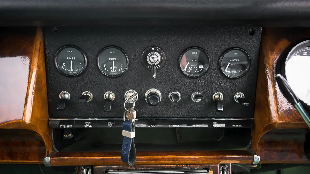 Daimler Sovereign 250 V8, foto 12