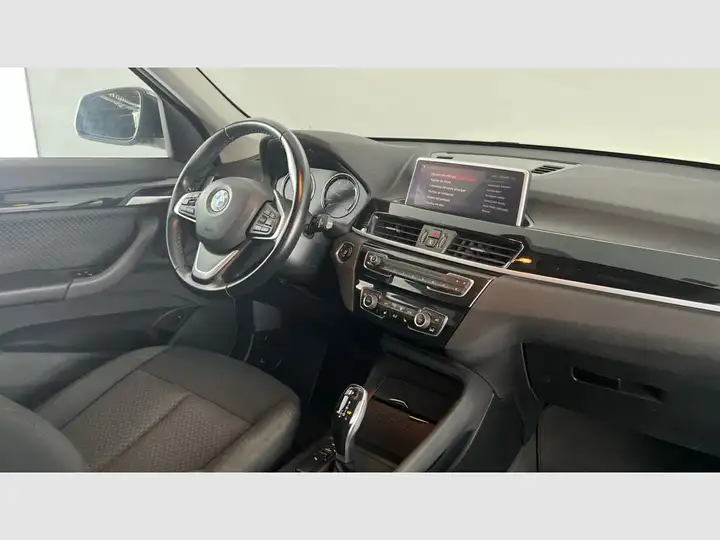 BMW X1 2021, foto 35