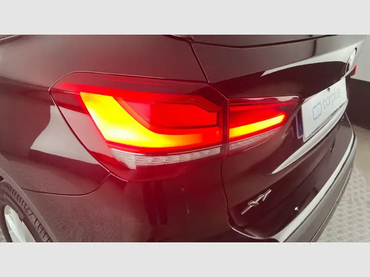 BMW X1 2021, foto 25