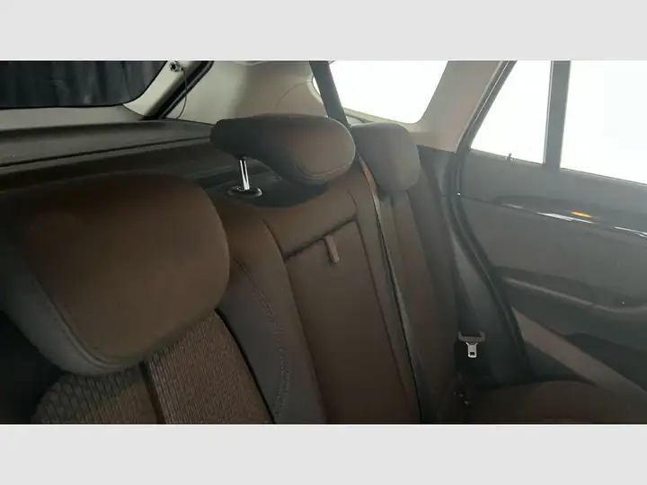 BMW X1 2021, foto 33