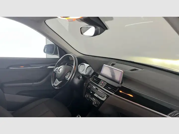 BMW X1 2021, foto 31