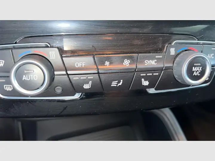 BMW X1 2021, foto 50