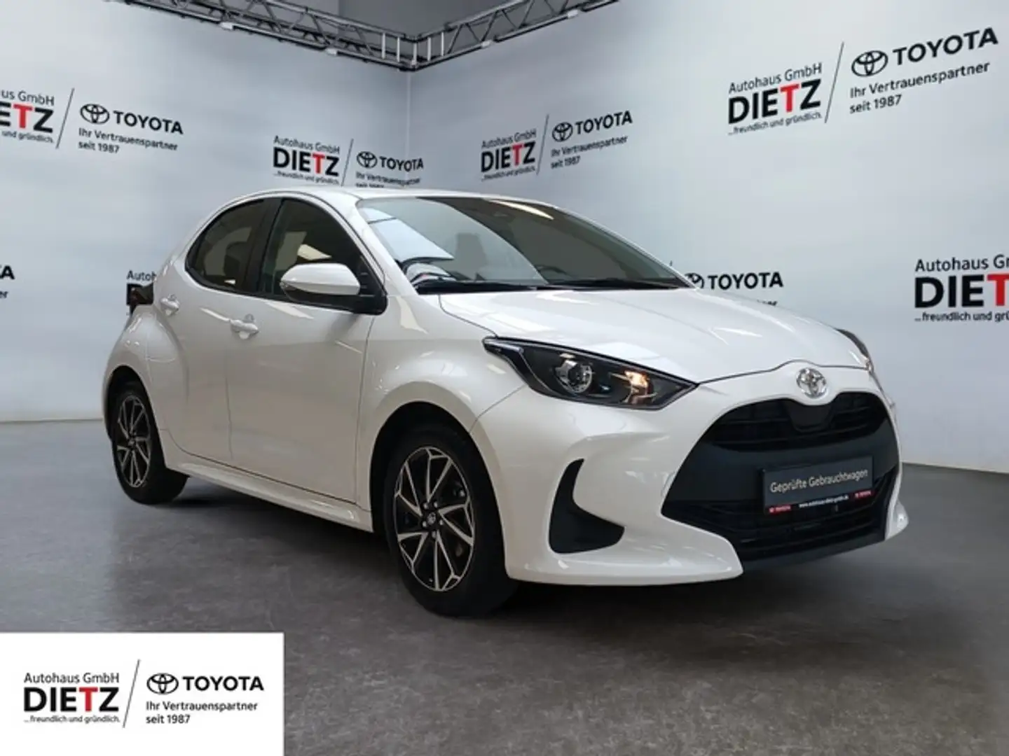 Toyota Yaris 1.0 Dual-VVTi Comfort*KAM*ACC*DAB Wit - 1