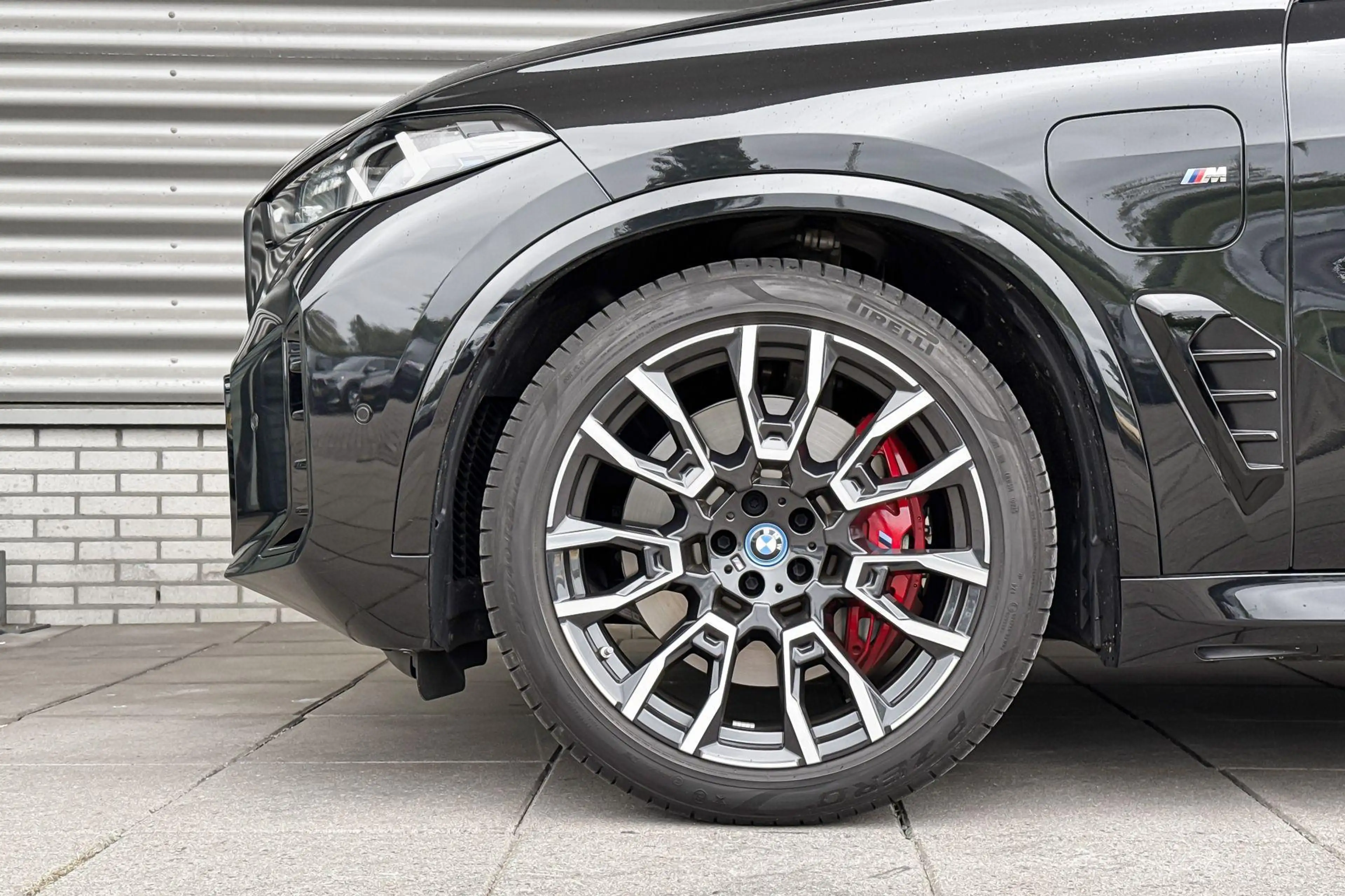 BMW X5 xDrive50e — photo 3