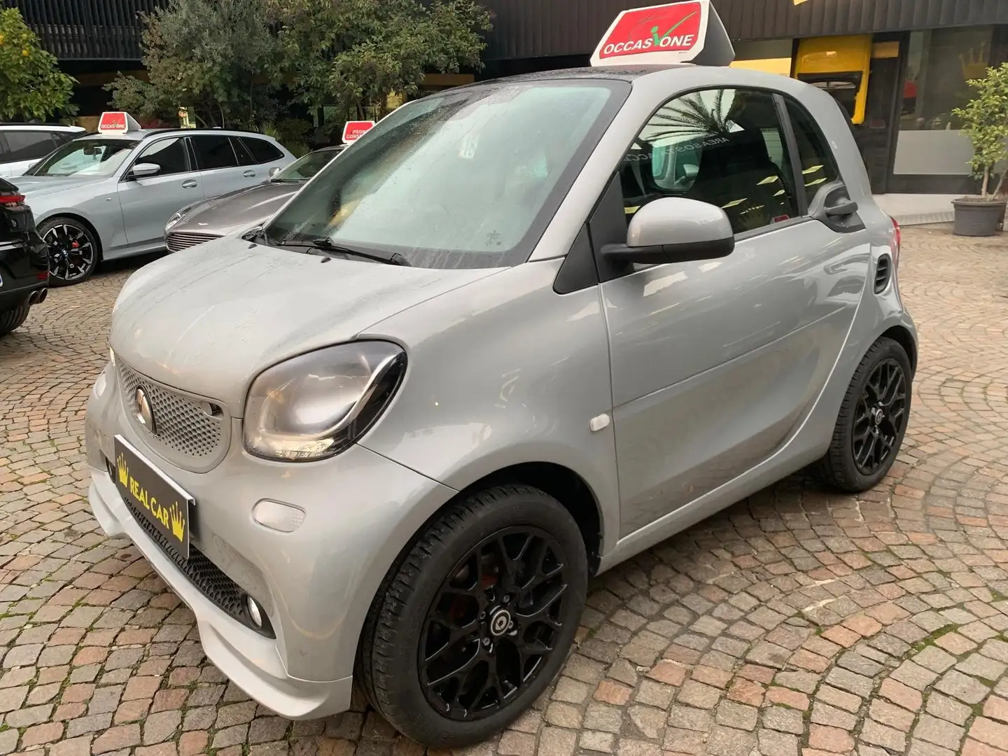 smart forTwo YOUNGSTER 90 CV TWINAMIC Argent - 1
