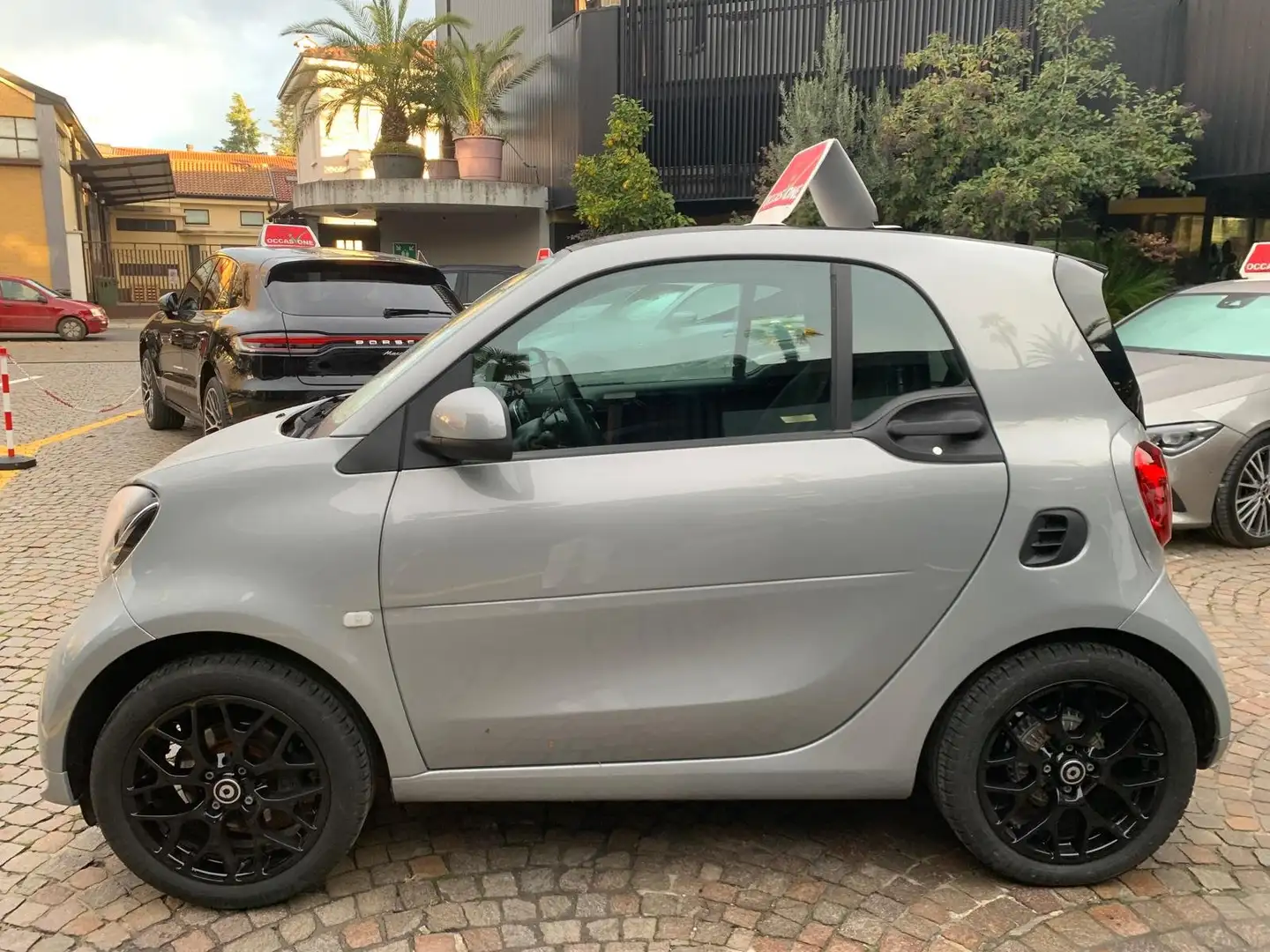 smart forTwo YOUNGSTER 90 CV TWINAMIC Argent - 2