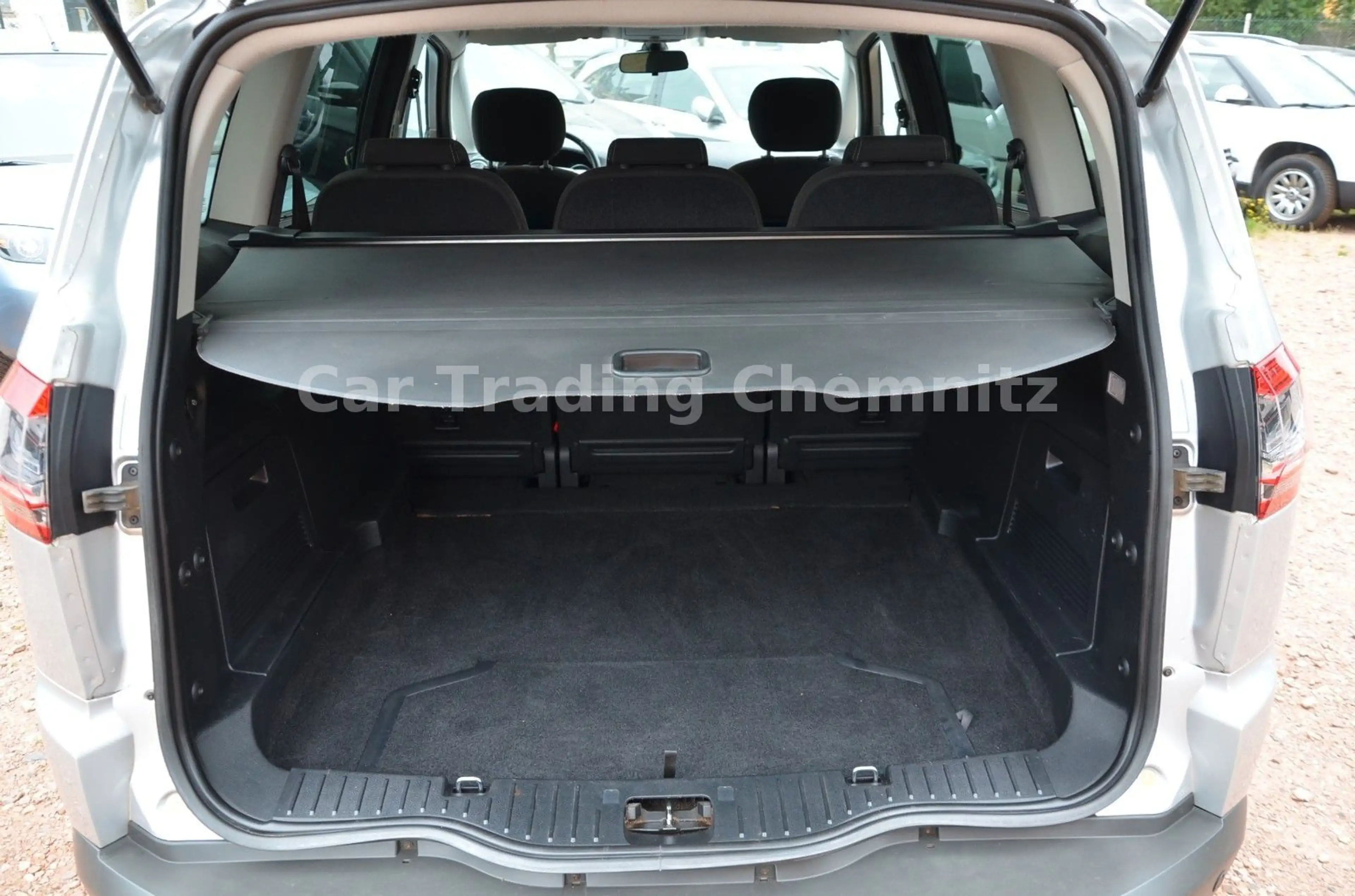 Ford S-Max S-MAX 2.0 Trend Klimaautomatik Sitzheizung — photo 15