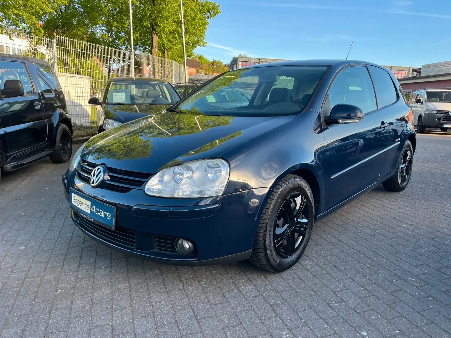 Volkswagen Golf 1.4 V Lim. United°Garantie°Klima°PDC°SitzHZ Blauw - 1