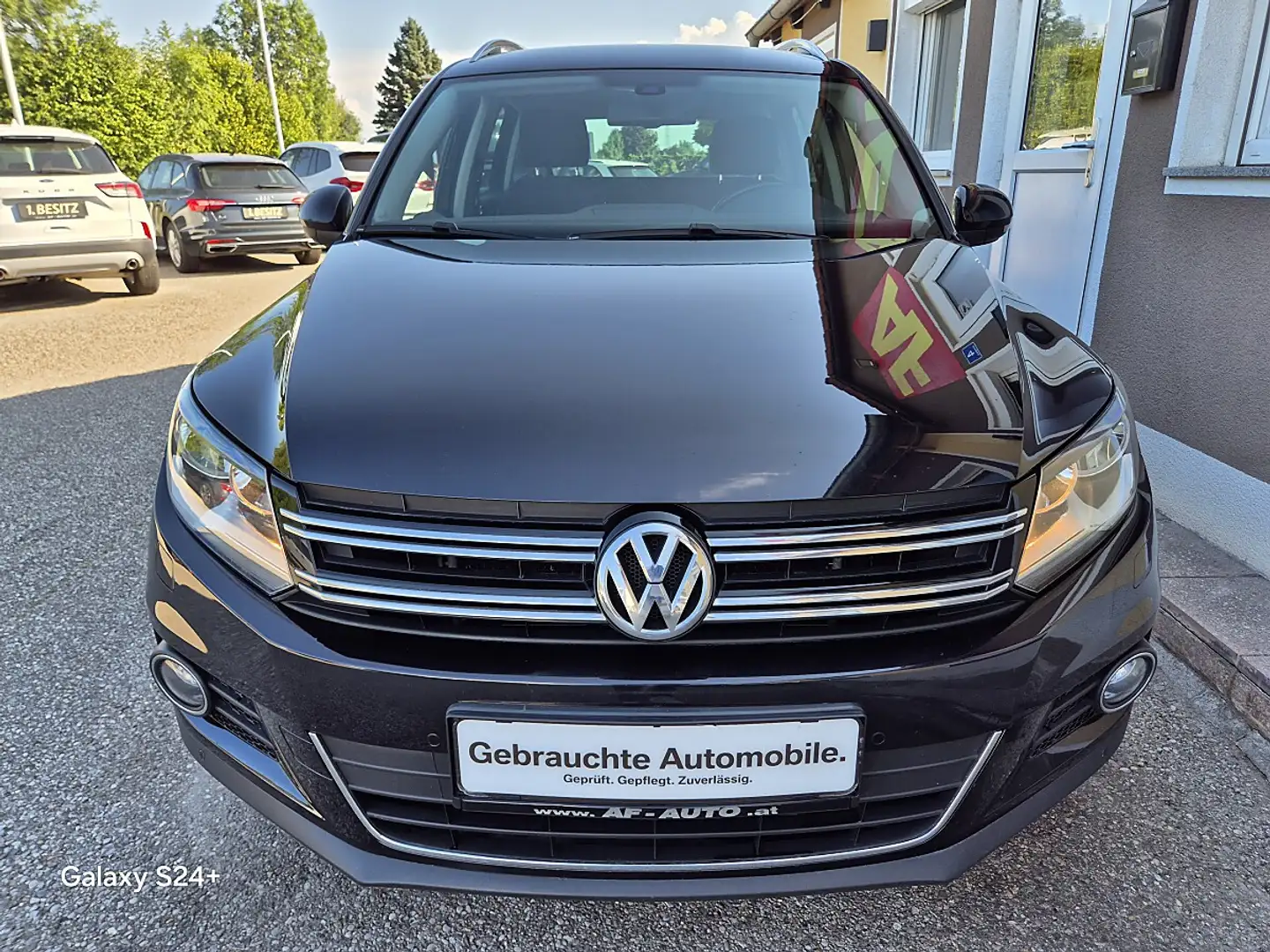 Volkswagen Tiguan 2,0 TDI Style BMT DPF Schwarz - 2