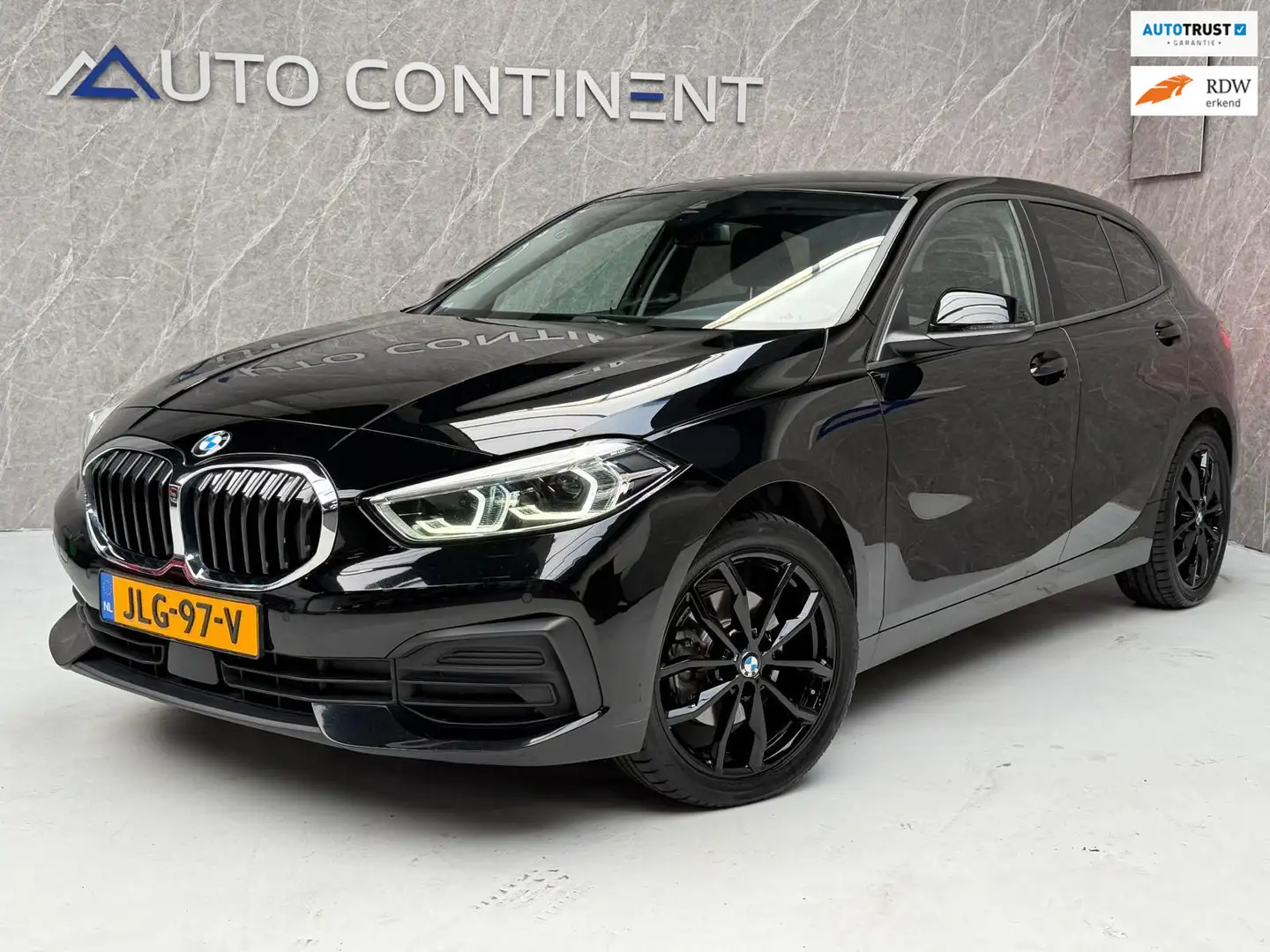 BMW 116 1-serie 116d High Executive / Nwe Distr. Ketting Zwart - 1