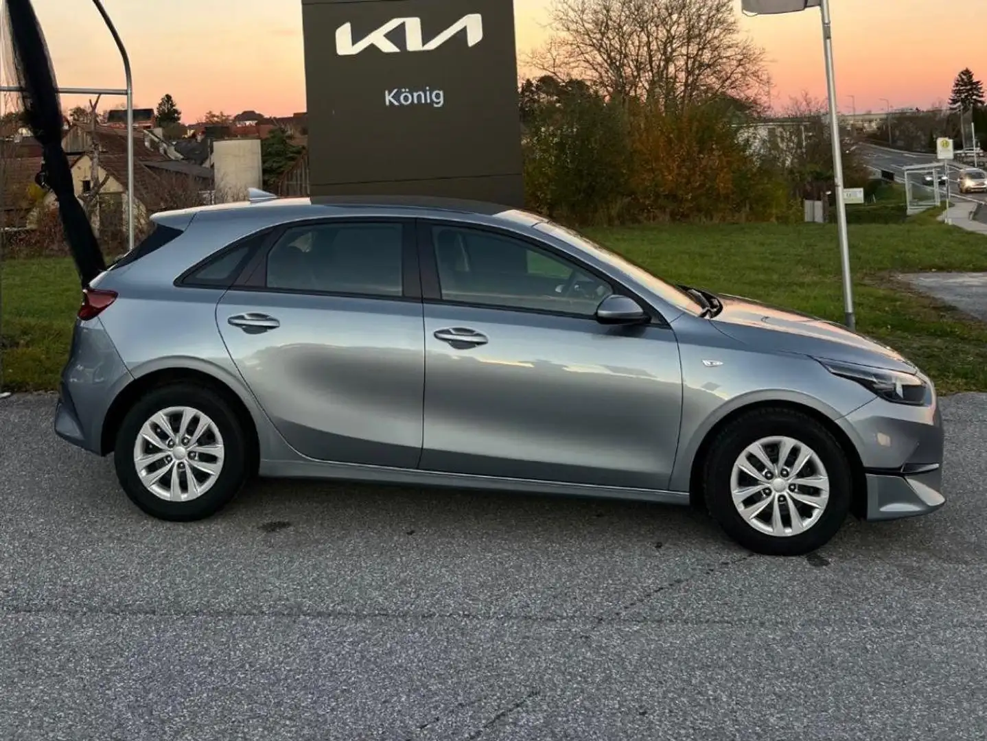 Kia Ceed / cee'd CEED/TITAN/1.0 TGDI/MT6/100 Grijs - 1