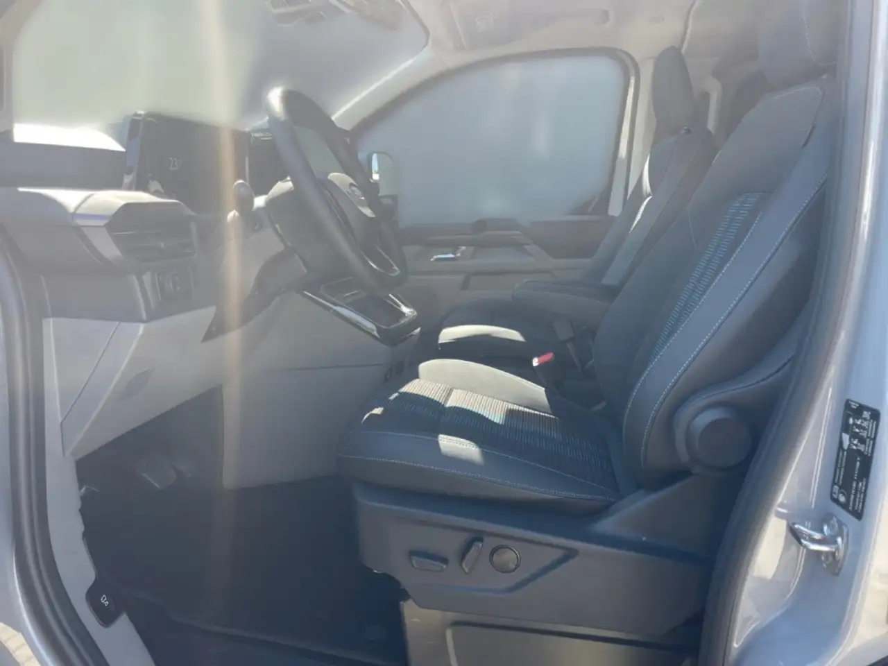 Ford Transit Custom 2.5L PHEV Sport DoKa Kasten 320 L1 FWD 7