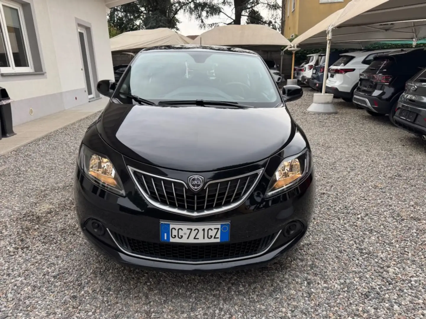 Lancia Ypsilon 1.0 FireFly 5 porte S&S Hybrid Silver Noir - 2