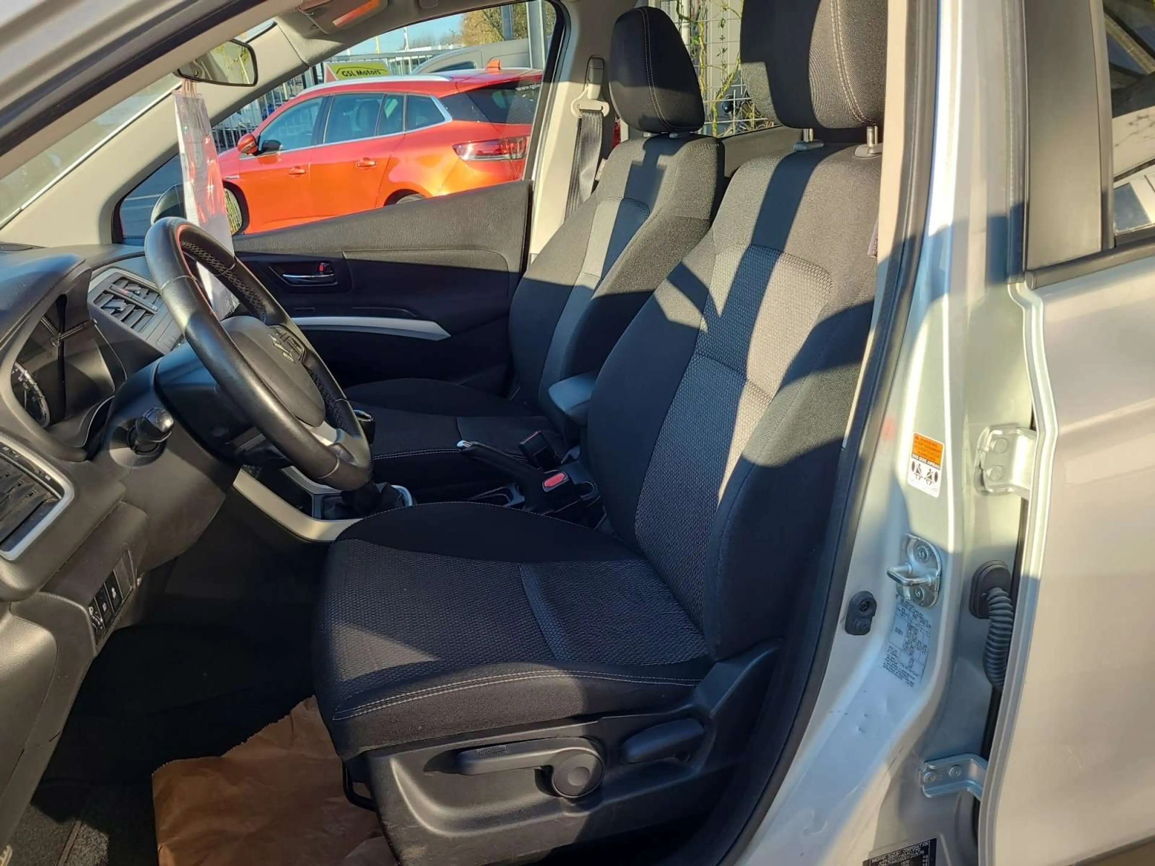 Suzuki SX4 1600DDiS 120cv gris metal 07/2014 AIRCO/CRUISE/JA — photo 7