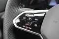 Volkswagen Golf 1.5 eTSI R-Line Business - IQ LIGHT - KEYLESS - AD Zwart - thumbnail 9