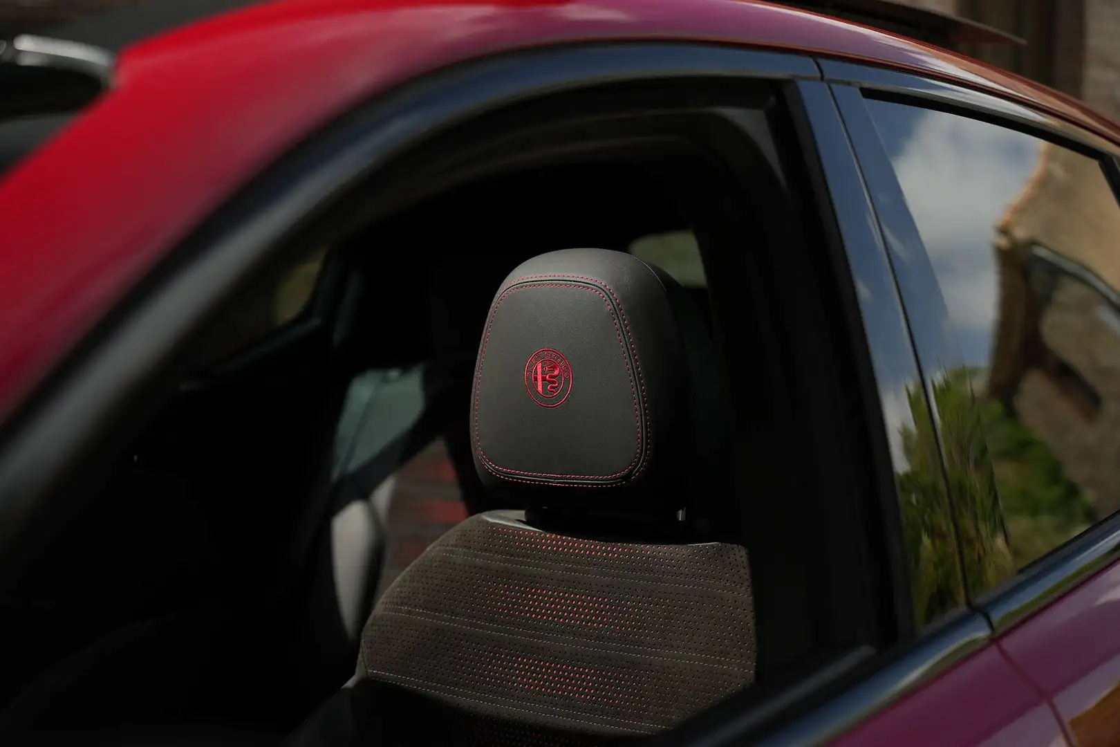 Alfa Romeo Tonale Tonale 1.5 MHEV Veloce FWD 160 Veloce Rojo - 2