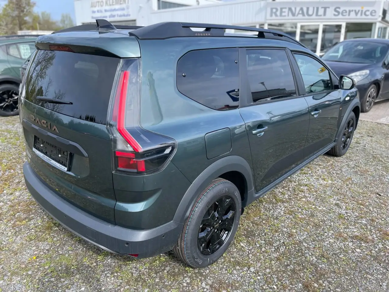 Dacia Jogger Extreme Hybrid 155 Automatik, 360° Kamera, Lenkrad 7