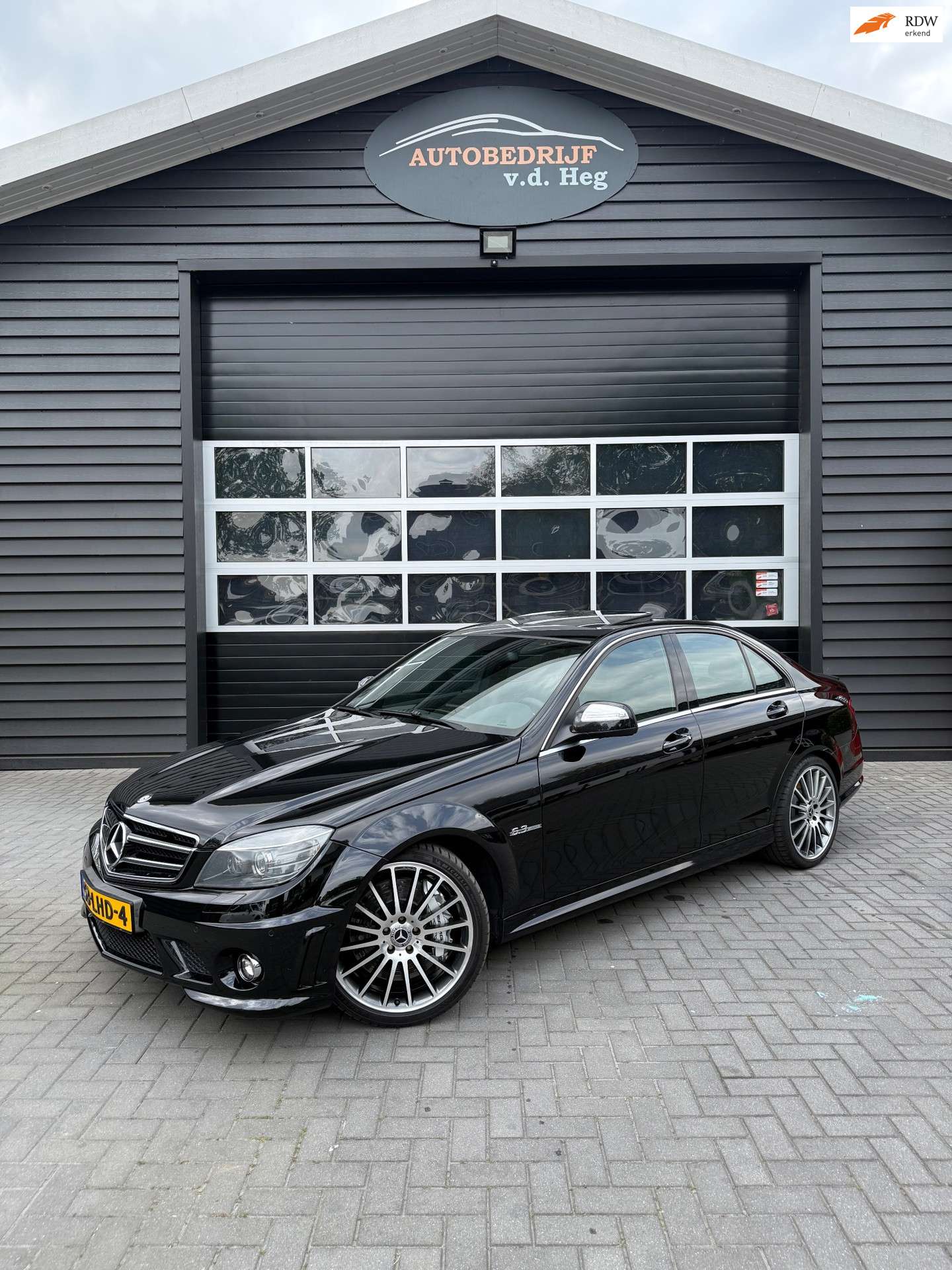 Mercedes-Benz C 63 AMG