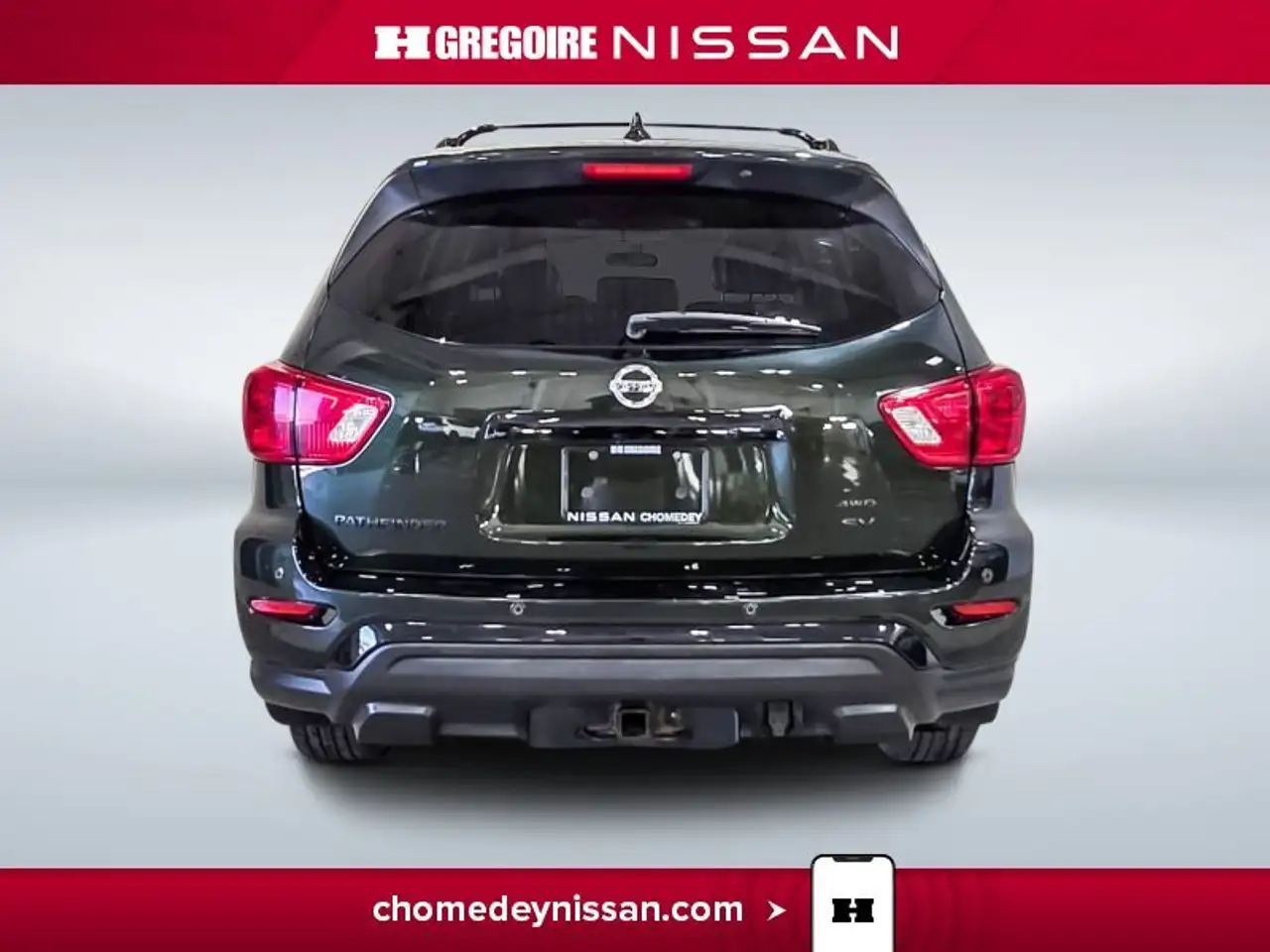 Nissan Pathfinder снимка Nissan Pathfinder