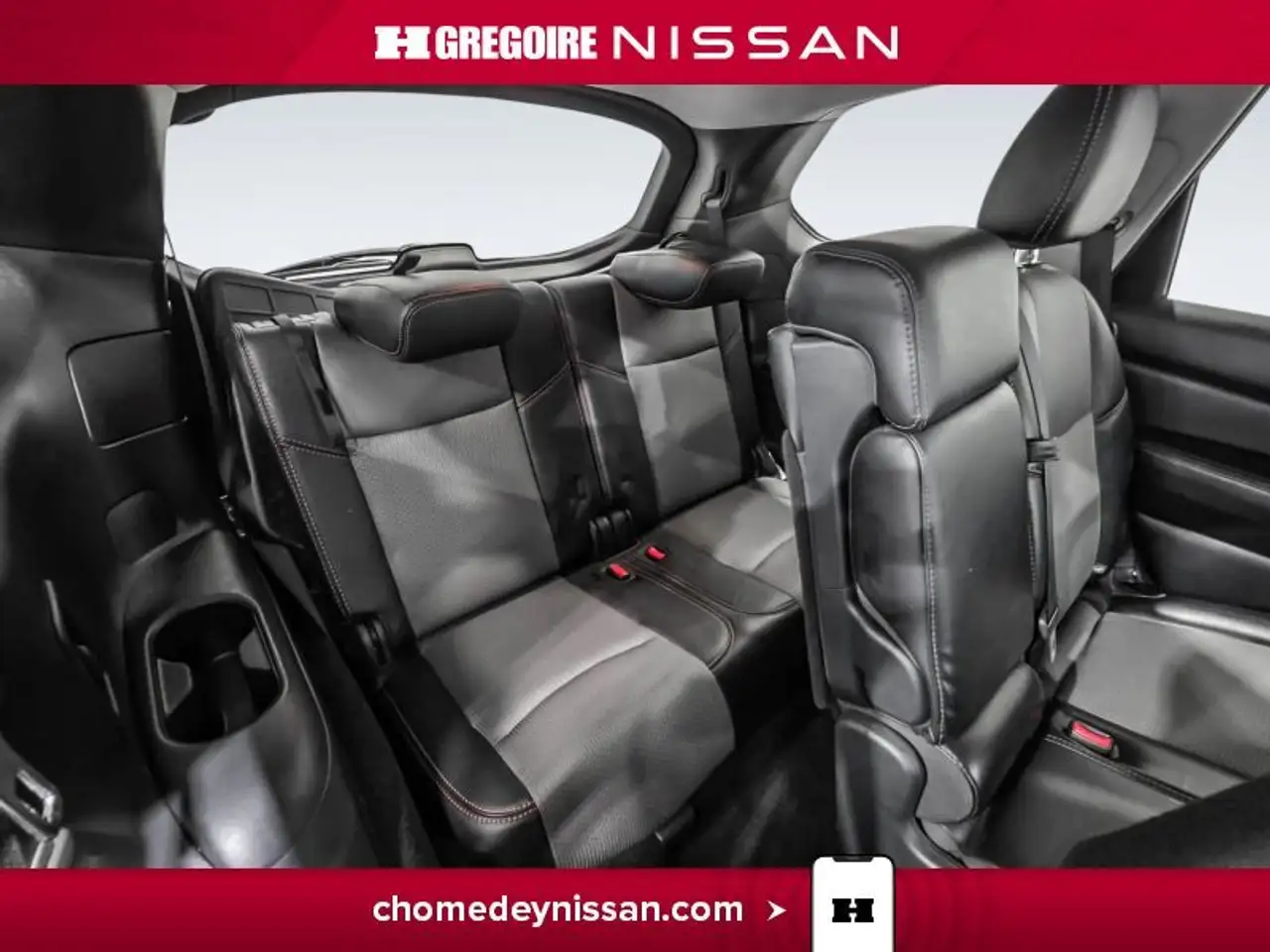 Nissan Pathfinder снимка Nissan Pathfinder