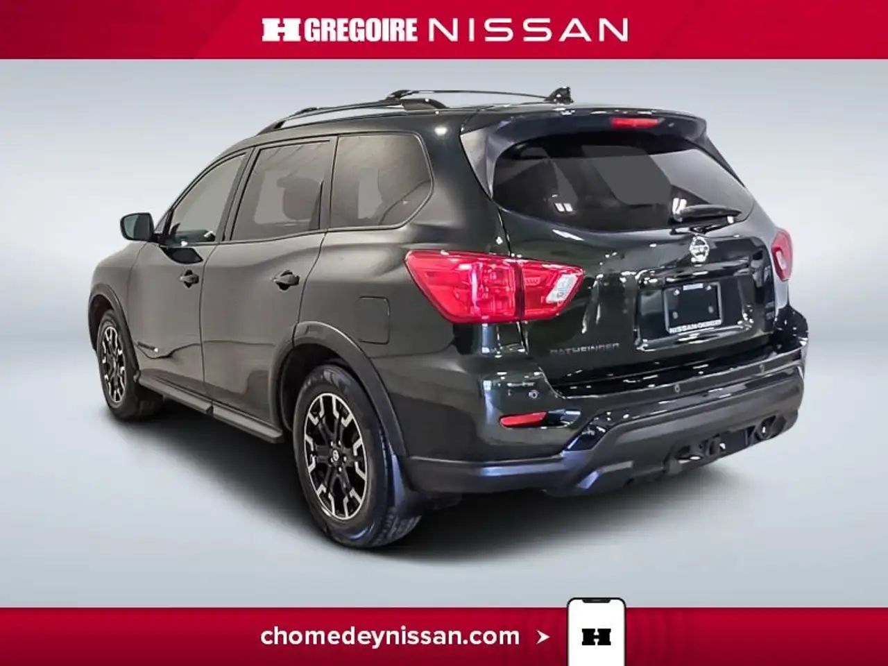 Nissan Pathfinder снимка Nissan Pathfinder
