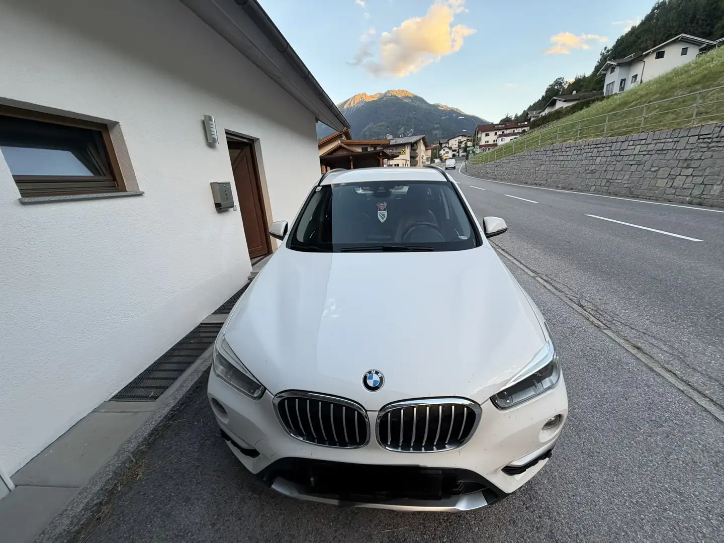 BMW X1 xDrive18d - 1