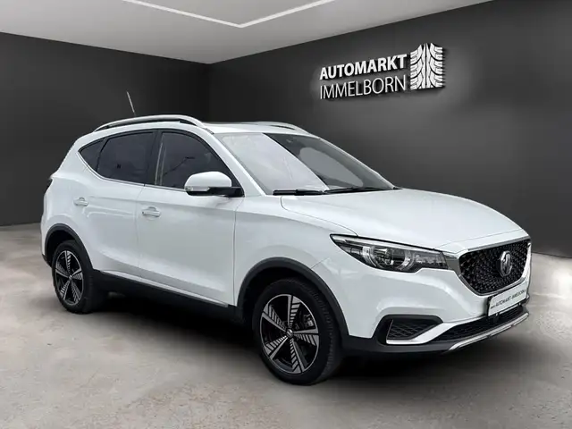 MG ZS EV Luxury 360*ACC*Pano*LED*Navi*17*VollLeder