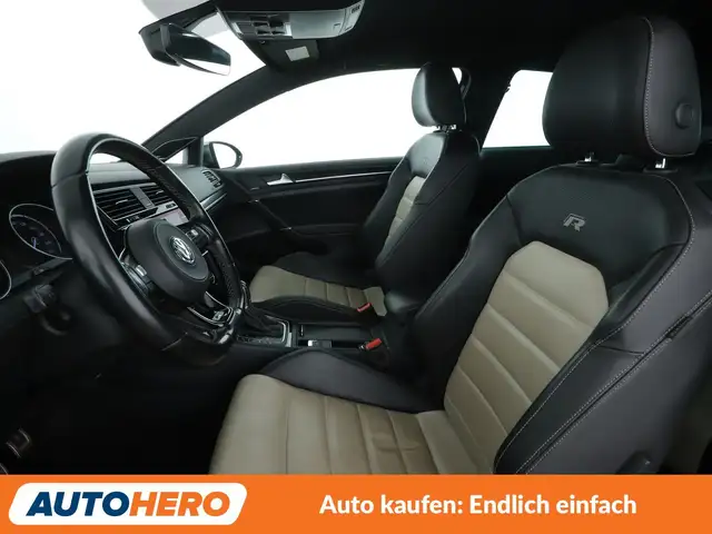 Volkswagen Golf view 10