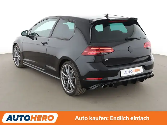 Volkswagen Golf view 4